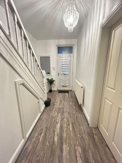 Lovely 5Br Home In Manchester. Close To The City Exteriér fotografie