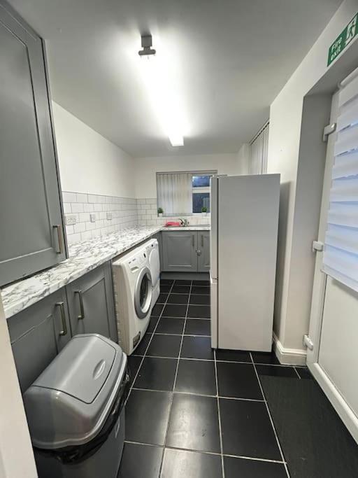Lovely 5Br Home In Manchester. Close To The City Exteriér fotografie