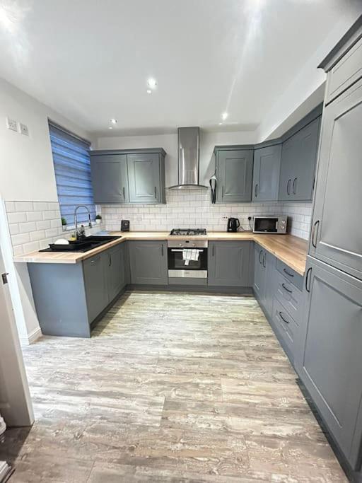 Lovely 5Br Home In Manchester. Close To The City Exteriér fotografie